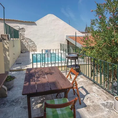Dom wakacyjny Four-bedroom Holiday In Metković