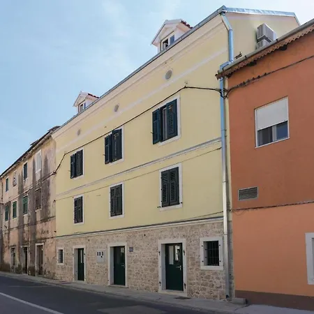 Dom wakacyjny Four-bedroom Holiday In *